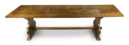  
Grande tavolo fratino XVIII secolo
 