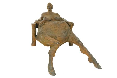  
SCULTURA IN TERRACOTTA DI DONNA raff. "maternita' " ANNI 50 
terracotta H 24 cm; W 37,5 cm; X 29 cm.