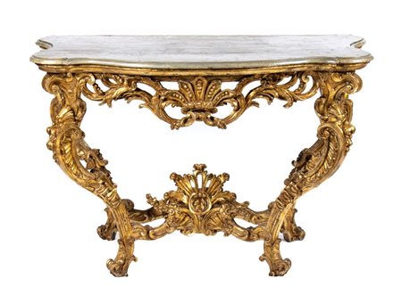  
Console italiana dorata, Luigi XV Piemonte, XVIII secolo
 Altezza x larghezza x profondità: 85 x 128 x 70 cm