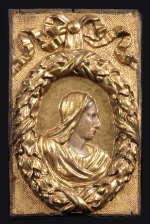  
Pannello dorato italiano XIX secolo
 Altezza x larghezza: 35 x 22,5 cm.