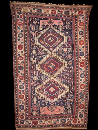  
Tappeto Shirvan Kuba Fine XIX secolo-primi XX secolo
 Altezza x larghezza: 290 x 180 cm.