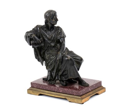  
Scultura gran tour in bronzo raffigurante imperatore romano Italia, XIX secolo
 Altezza x larghezza x profondità: 22 x 18 x 11 cm