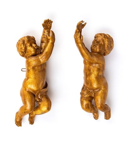  
Coppia di putti dorati Italiani, Luigi XVI XVIII secolo
 Altezza x larghezza x profondità: 70 x 18 x 30 cm ; 62 x 18 x 30 cm