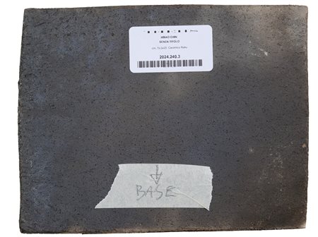 Hsiao Chin (Shanghai, 1935) Senza titolo Ceramica Raku cm. 15,5x20 Firmato in...