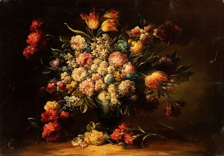 Artista italiano, XIX secolo Bouquet di fiori in un vaso metallico Olio su...