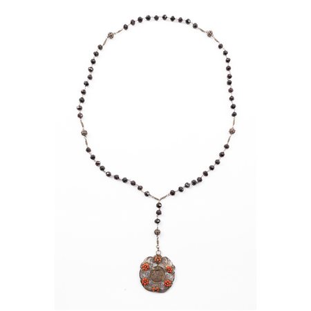 ROSARIO in argento e granati con medaglione