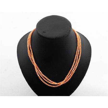 COLLANA a tre fili di corallo rosa