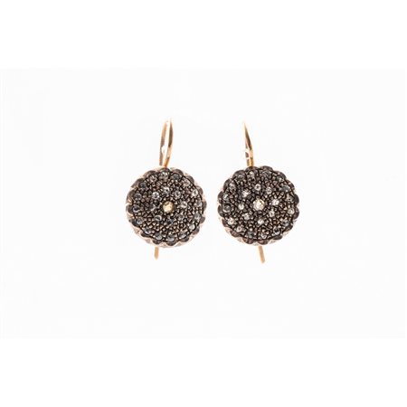 ORECCHINI a toppa in oro giallo 9 KT e argento con diamanti