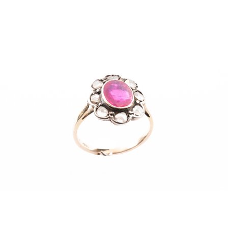 ANELLO in oro 9 KT e argento con diamanti e rubino sintetico