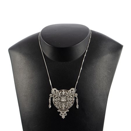 COLLANA in oro bianco 18 KT con diamanti