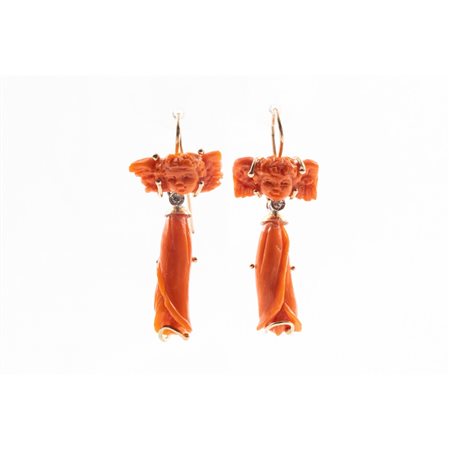 ORECCHINI in oro giallo 9 KT con diamanti e corallo