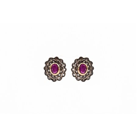 ORECCHINI in oro giallo 9 KT e argento con diamanti e rubini