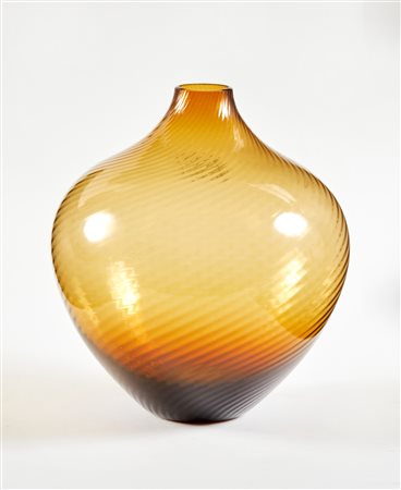 Nason Moretti (1923,  - ) 
Vaso 
 Cm 20x17