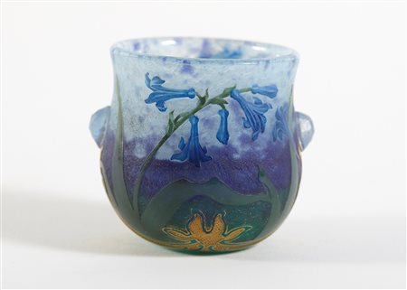 Daum (1878 - ) 
Bicchierino in Vetro a Decori XX sec
Vetro Cm 6x6,5