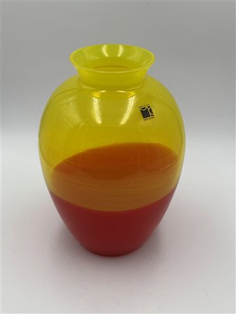 Carlo Moretti (Murano, 1958 - ) 
Vaso Giallo e Rosso 
 Cm 24,5x18