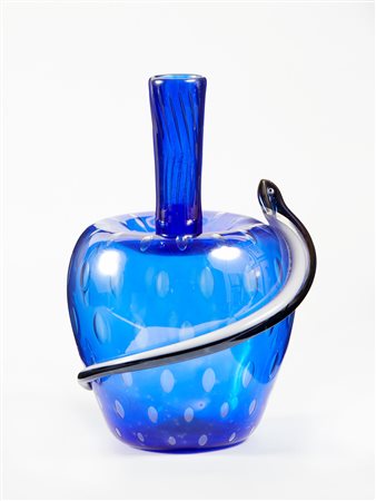 Vittorio Ferro (1932 - 2012) 
Vaso in Vetro Con Anguilla 
Vetro Soffiato Cm 19x13