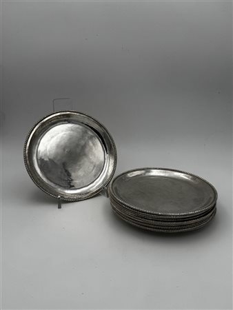  
Servizio 12 piattini 
  Cm 17