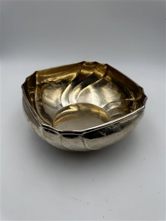  
Ciotola in argento 
 Cm 9,5x23