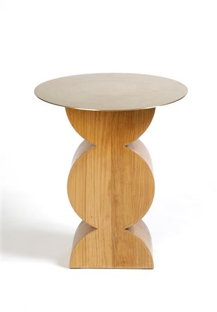 Dino Gavina (San Giovanni in Persiceto, 07/11/1922 - Bologna, 06/07/2007) 
Tavolino modello “Constantin” 1971
 Cm: 59x48,5 Ø