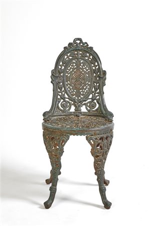  
Sedia da giardino in ghisa 
 Cm h 92
