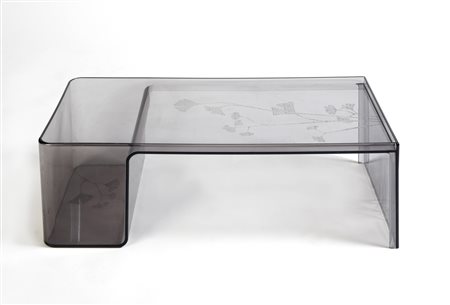 Kartell - Patricia Urquiola (Noviglio, 1949 - ) , (Oviedo, 1961 - ) 
 
 Cm 85x41x28