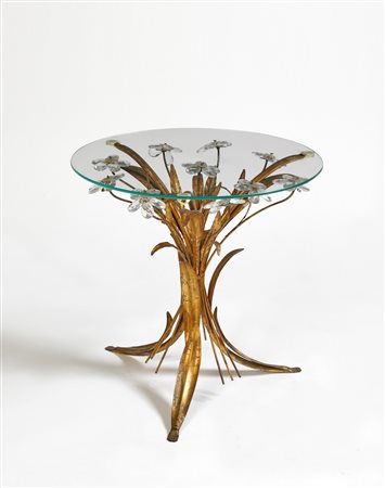  
Tavolino in ferro battuto dorato 
 Cm 49x50