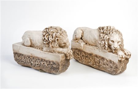  
“Coppia di leoni” 
Sculture in marmo Cm 20x30x9