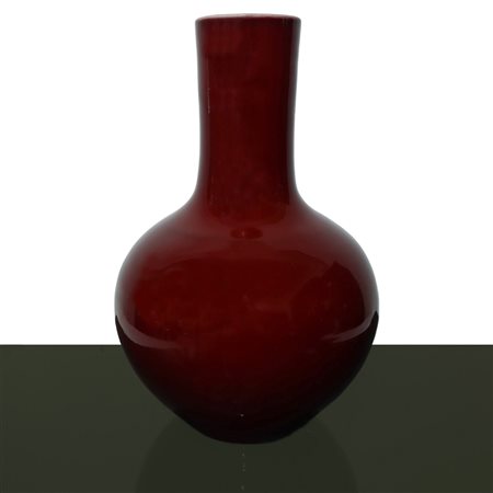 Vaso cinese in porcellana rossa, 19° secolo