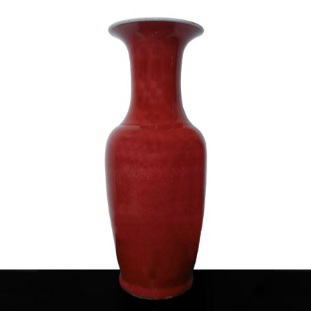 Vaso cinese in ceramica rosso sangue di bue, 20° secolo