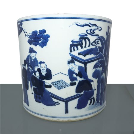 Portapenne cinese in porcellana smaltata nei toni del bianco e blu, Qing , Dinastia