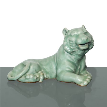 Tigre in porcellana Longquan, nei toni del verde, Ming , Dinastia
