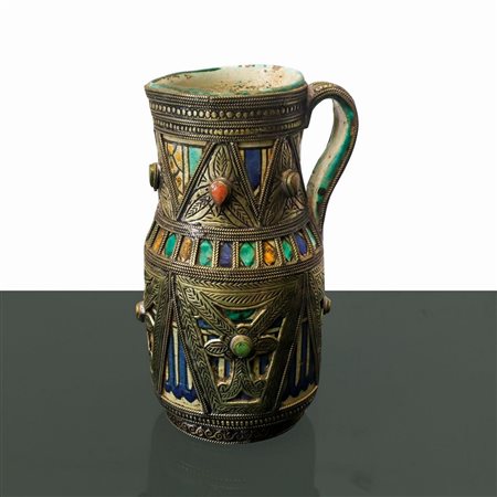 Versatoio berbero con manico in maiolica dipinta a mano, Primi 20° secolo