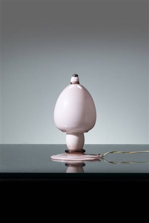 NAPOLEONE MARTINUZZI<BR>Murano (VE) 1892 - 1977 Venezia<BR>Lampada da tavolo