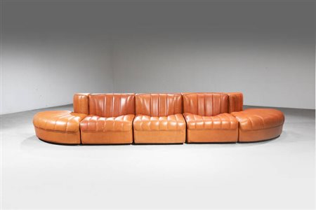 TITO AGNOLI<BR>Set composto da tre poltrone e due elementi angolari