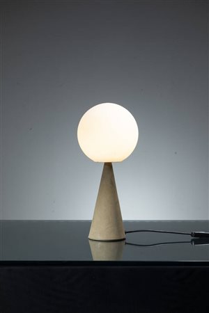 GIO PONTI<BR>Milano 1891 - 1979<BR>Lampada da tavolo mod. Bilia