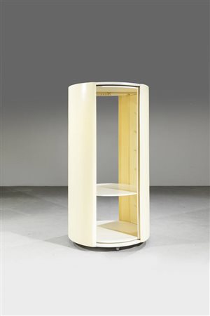 PRODUZIONE ITALIANA<BR>Appendiabiti da centro