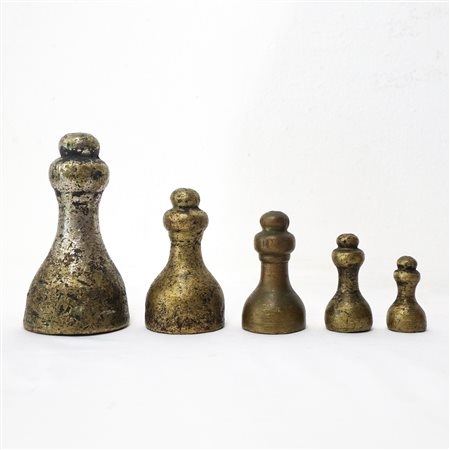 Gruppo di n°5 pesi Borbonici