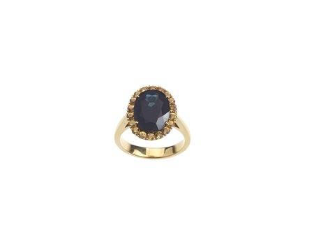  - Anello in oro giallo 18k con zaffiro ovale blu australiano e  zaffiri gialli.