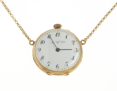  - Orologio con catena in oro giallo 18k con ragno a rilievo e  diamante a rosetta.