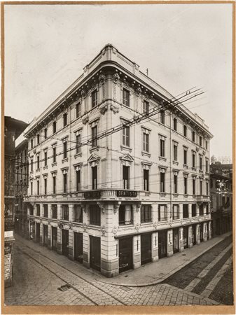 Fotografia palazzo con sede di studio dentistico in via S. Zeno a Milano1930...