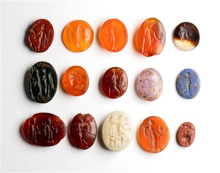 A lot of 15 hardstone intaglios. Various subjects.