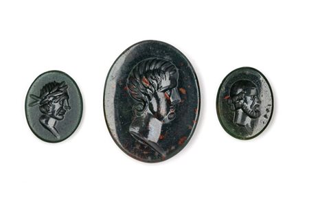 Lot of 3 heliotrope intaglios. Various subjects