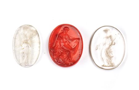 A lot of 3 Grand Tour  glass cast impressions. Various subjects.