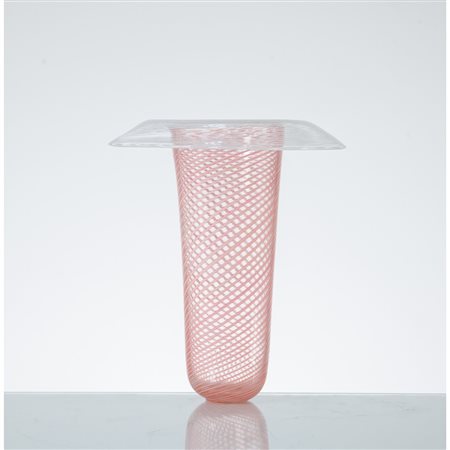 VENINI (Attr.le), Vaso in vetro