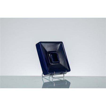 ANGELO MANGIAROTTI, Posacenere in ceramica