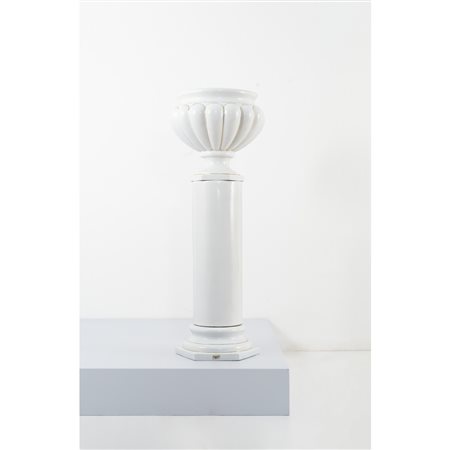 TOMMASO BARBI, Cachepot su colonna