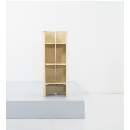 KAZUHIDE TAKAHAMA, Mobile con ripiani modello "Gea"