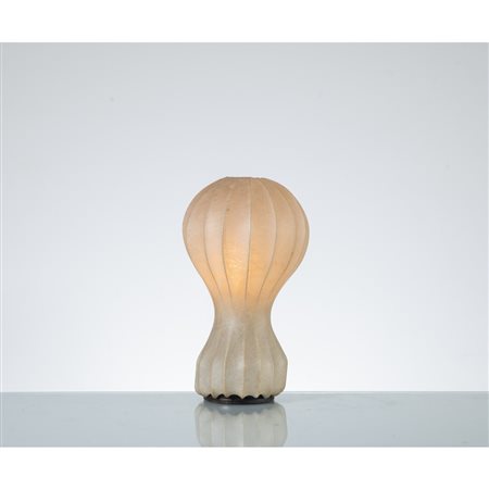 ACHILLE E PIER GIACOMO CASTIGLIONI, Lampada tavolo “Gatto”