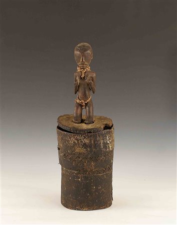 Arte Africana della fine del XIX secolo, scultura in legno a foggia di...