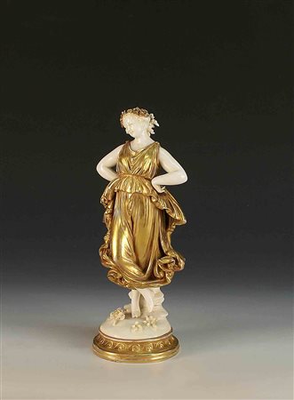 Gruppo in porcellana bianca e dorata raffigurante allegoria della Primavera,...